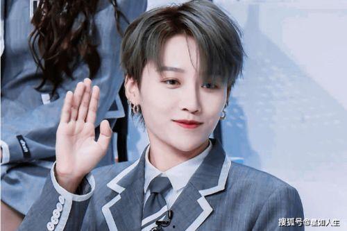 娱乐吃瓜君刘雨昕小说,揭秘娱乐圈背后的秘密与真相 第1张 娱乐吃瓜君刘雨昕小说,揭秘娱乐圈背后的秘密与真相 第1张